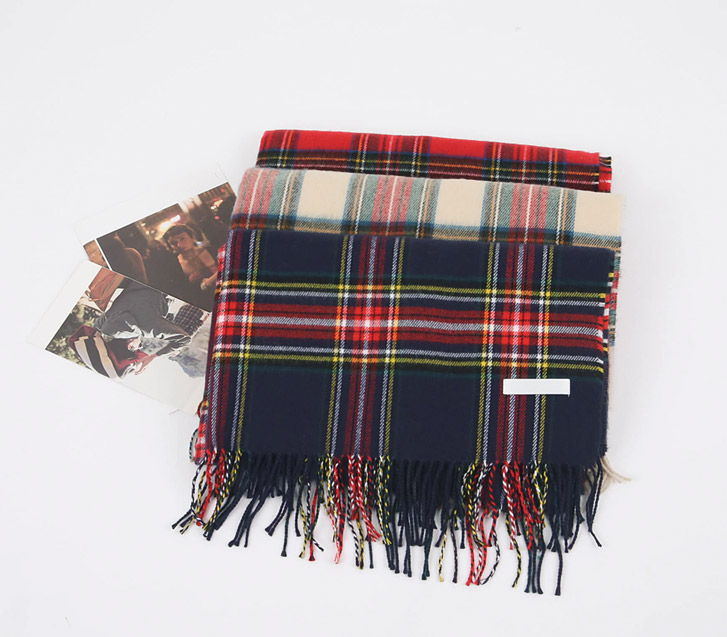 vintage check muffler