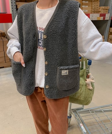 Berry Pocket Boucle Fleece Vest