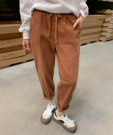 Cuppa-style brushed banding baggy pants
