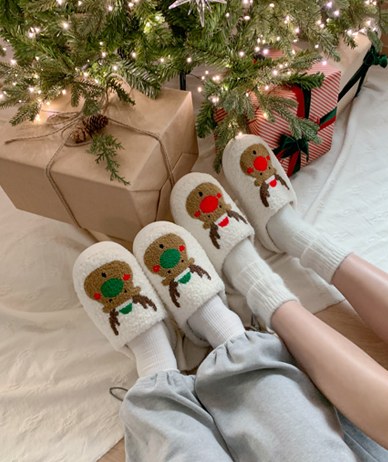 Rudolph fur slippers