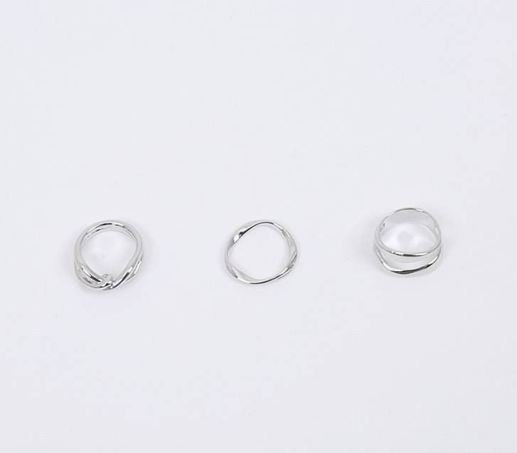 Three ring set