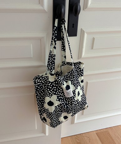 Molly Flower Patterns Eco Bag