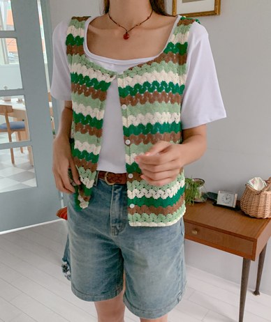 Rudy color combination Knit Vest