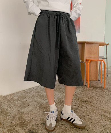 [Unisex] Luke Nylon Banding Bermuda Pants