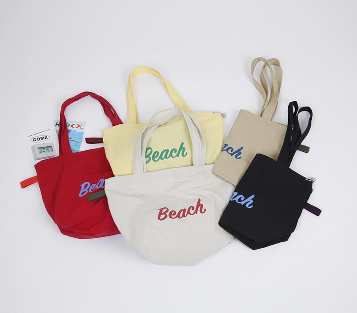 Beach English Lettering Eco Bag (Model Wearing Cut)