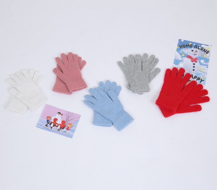 B&D Basic Angora Gloves