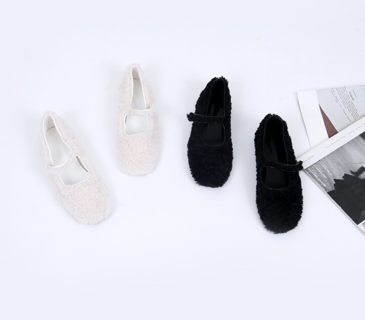 Doze Ecofur Shoes