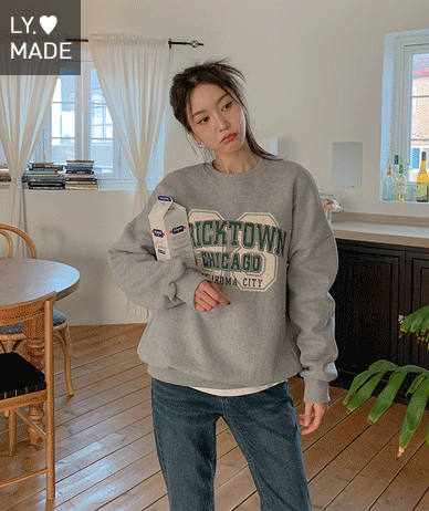 [20% off special sale] Bricktown Nayeom Chuli napping Sweatshirt