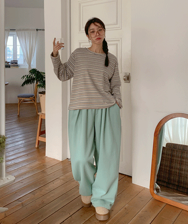 [Unisex] Deep pin-tuck double-breasted string wide training pants