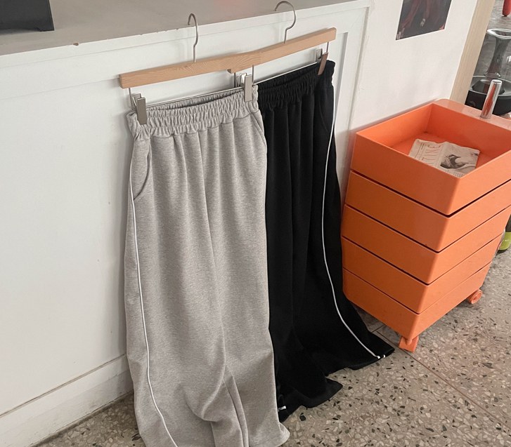 [Unisex]Maybe Zapjul Pintuck Wide Training Pants