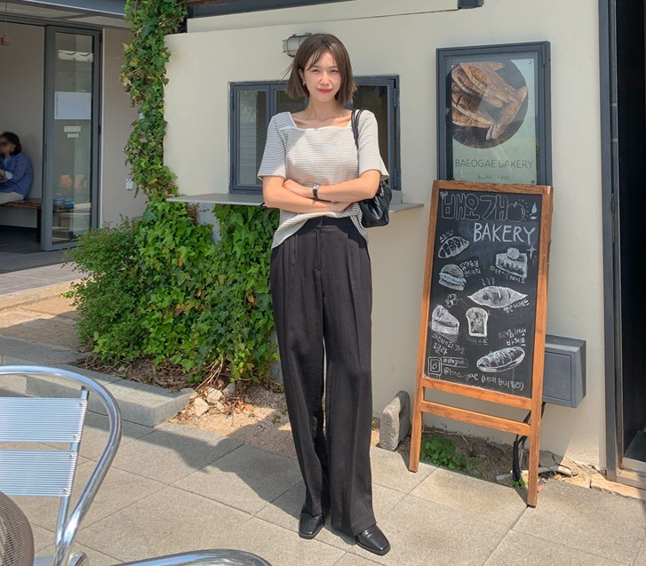 Us Pin Tuck Banding Wide Slacks