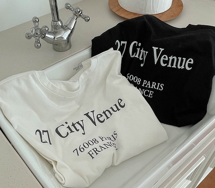City V-neck Lettering Dye Short Sleeves T-shirt
