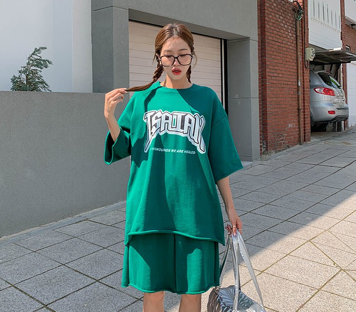 Aisha Deki Short-sleeve Shorts Training set