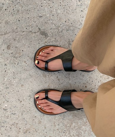 Letter Strap Flip-flop Shoes
