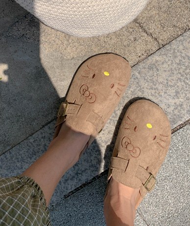 cat buckle shoes