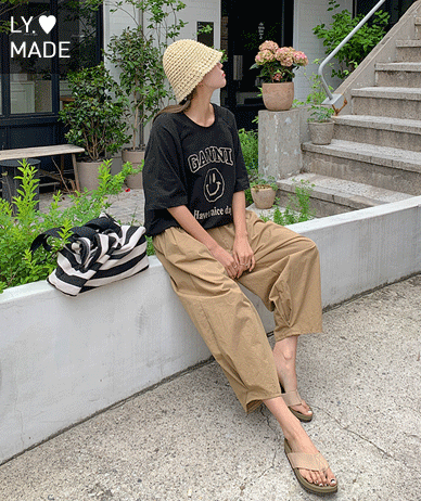 Nice Smile Nayem Nagrang Short-sleeve Sweatshirt