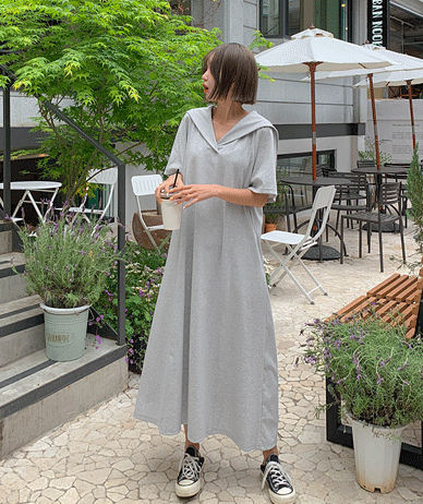Sailor Kara Cut V-Neck Short-sleeve Long one piece