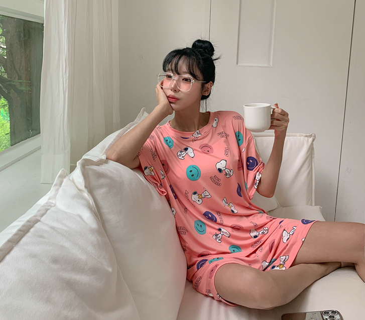 Snoopy T-shirts Shorts Pajama Set