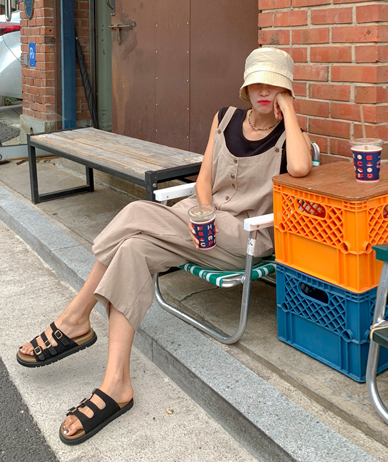 Mori stitch Baggy Shoulder strap Pants