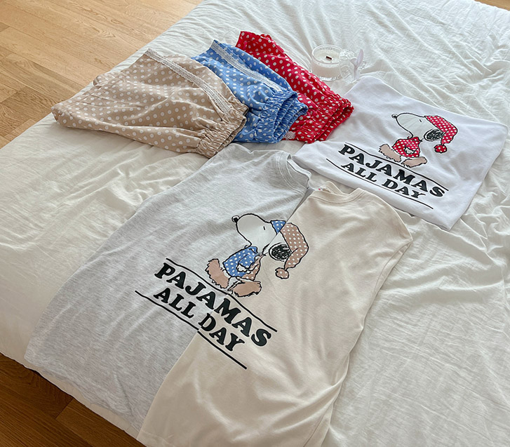 Snoopy Short T-shirts Dot Shorts Pajama Set