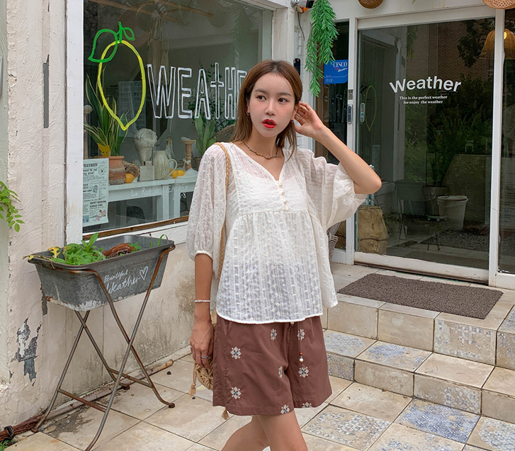Kaol Embroidery Short-sleeve Blouse Sleeveless Shirts Set