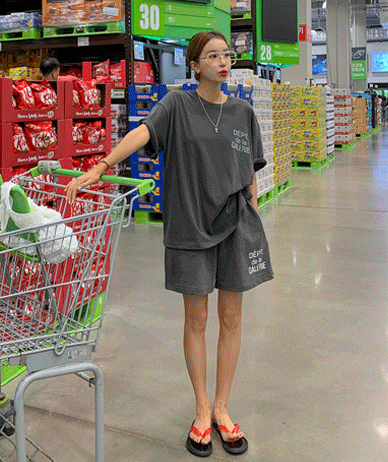 English: English: Pigmented Short T-shirts Shorts Set