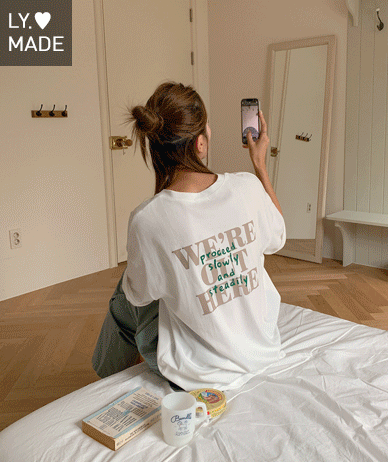 Baek Yeong-moon Na-yeom V-neck Short-sleeve T-shirt