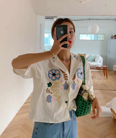 Flower Embroidery Polo Shirt Shirt