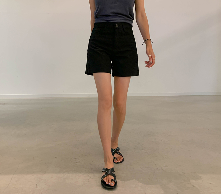 Seventy Hidden Banding 4th Part Cotton Shorts