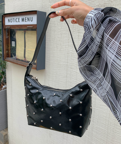 Risho Jing Glossy Shoulder Bag