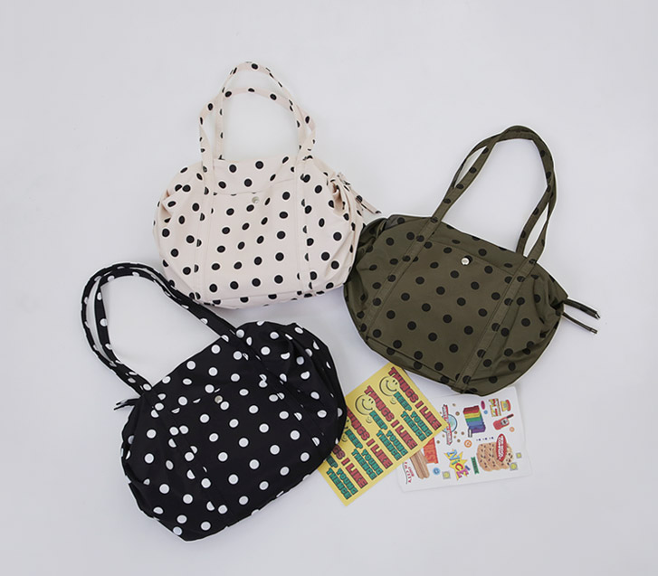 Taengtaengi Caco Shoulder Bag