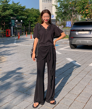 Hug Twist Wrap Banding Bootcut Pants