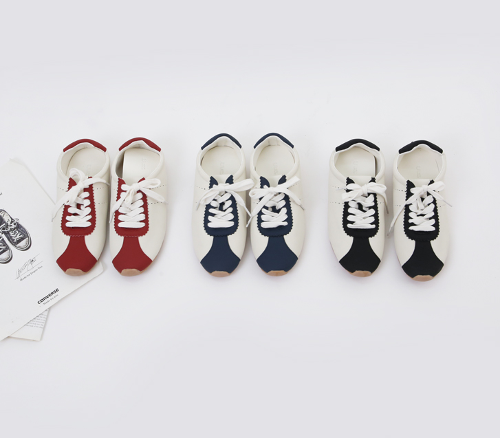 Neck color combination Sneakers shoes