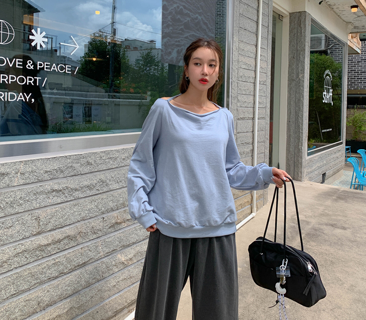 Hail Off Shoulder Holder Strap Sweatshirt