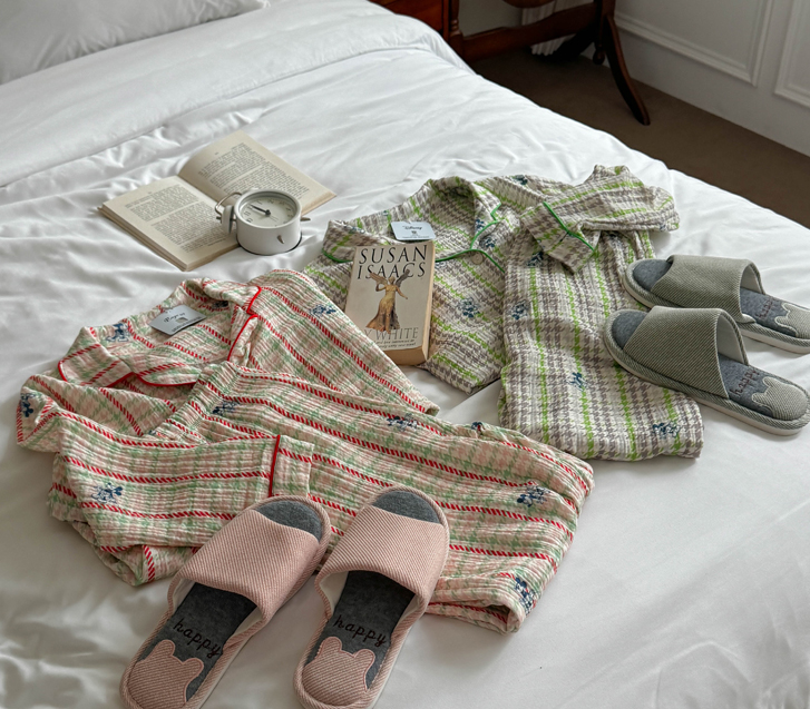 Check Mickey Yoru Long-sleeve Pajama Set