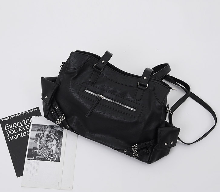 Harvey shoulder bag