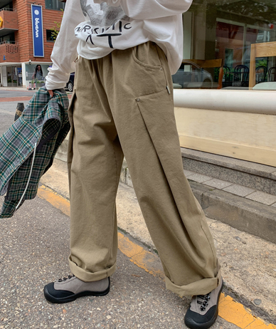 Hide Pintuck Banding Wide Pants