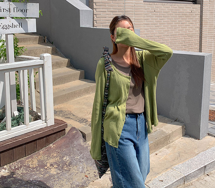 Basket Charm Punching Long-sleeve Cardigan