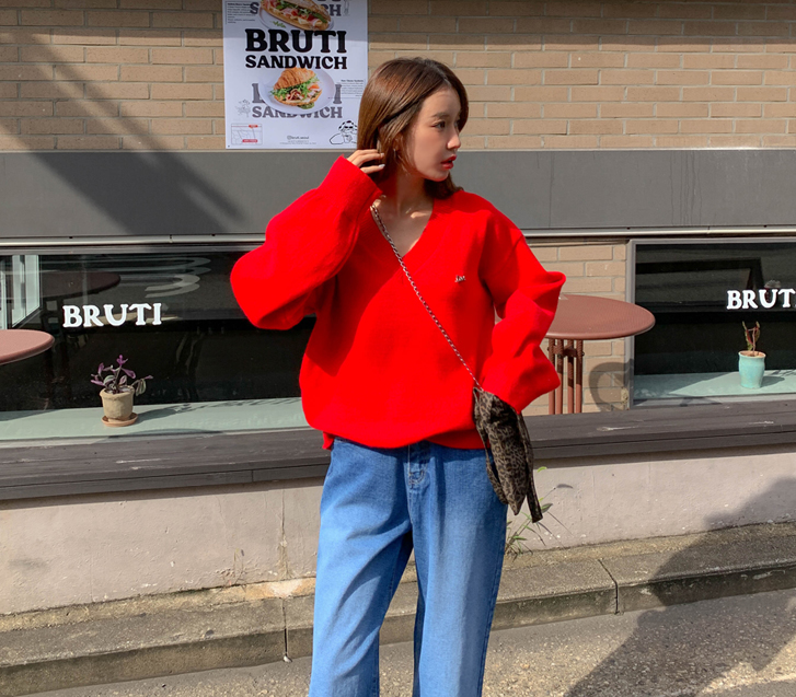 Deep V-Neck Boxy Long-sleeve Knit