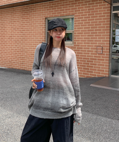 Ochi Boatneck Gradation Loose Fit Wool Knit