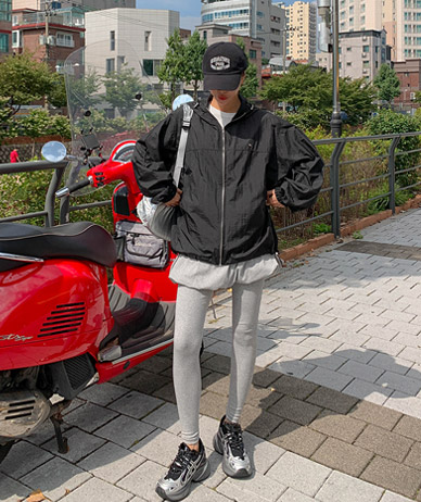 Orb pendant nylon windbreak hood zip-up