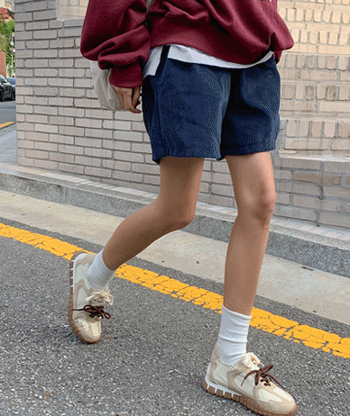 Mott Corduroy Banding Shorts