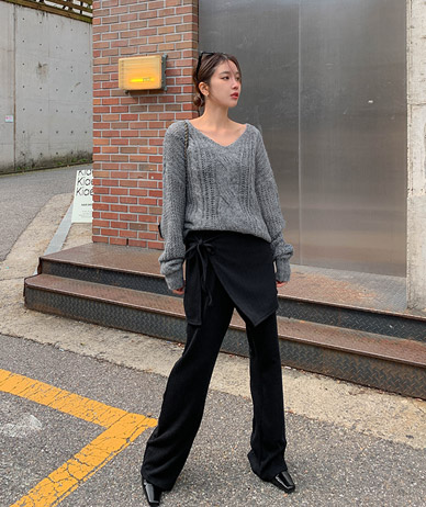 Kits V-neck Twiddle Wool Knit