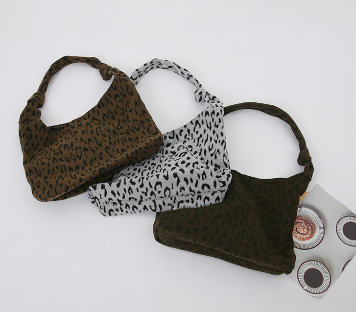 Prot Leopard Knot Bag
