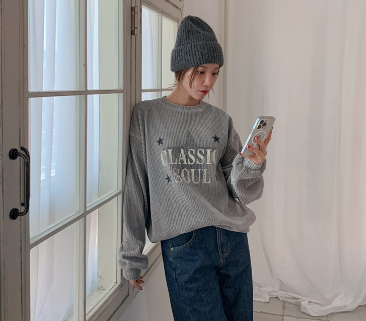 [Unisex] Star-printed Velour Sweatshirt