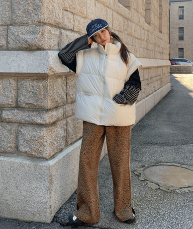 Meku Highneck string Wellon Padded vest