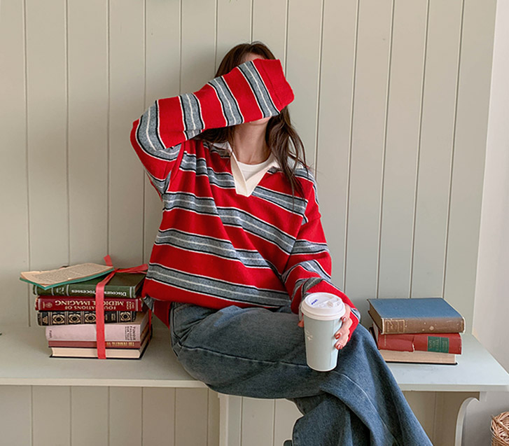 Moss Kara color combination single-breasted knit