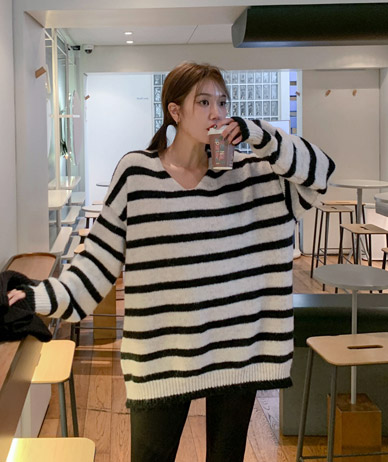 Juning V-neck Single-breasted Wool Long Knit