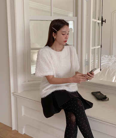 Bijou Boucle Short-sleeve Blouse