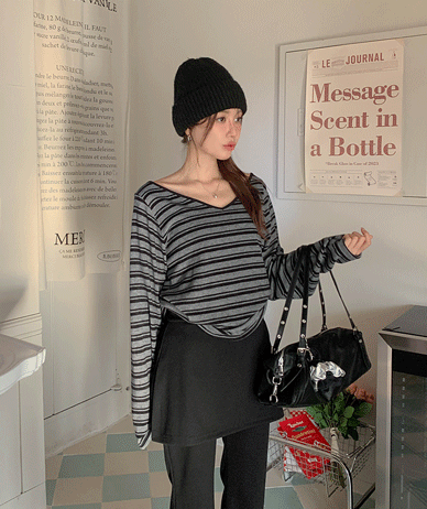 Evan Dangara color combination V-neck knit